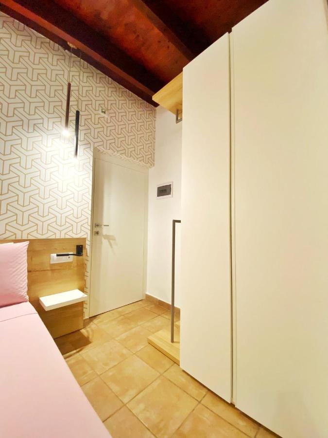 Avenida 12 Hotel Алгеро Екстериор снимка